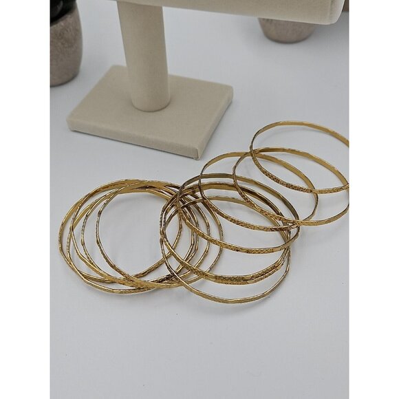 Lot Of 11 Gold Tone Bangle Bracelets - Picture 2 of 5
